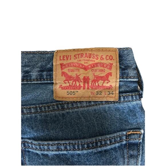 Levi Strauss 505 Men’s Blue Denim Jeans 32x34 100% Cotton Straight Leg - Picture 7 of 7